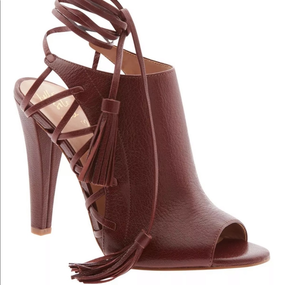 Banana Republic Deborah Ankle-tie pump 8M Cognac